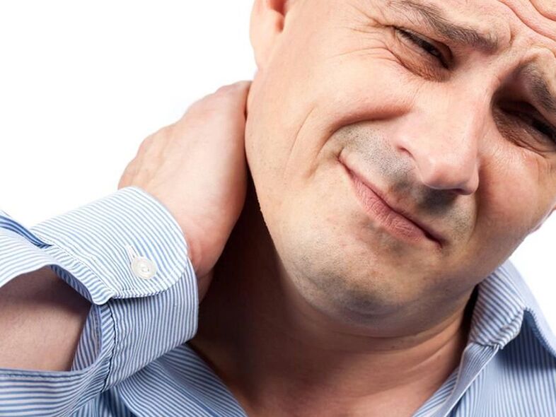 Severe aching pain in the neck signals the third stage of cervical osteochondrosis